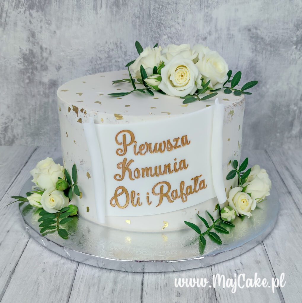 Tort komunijny semi naked z kwiatami i napisem